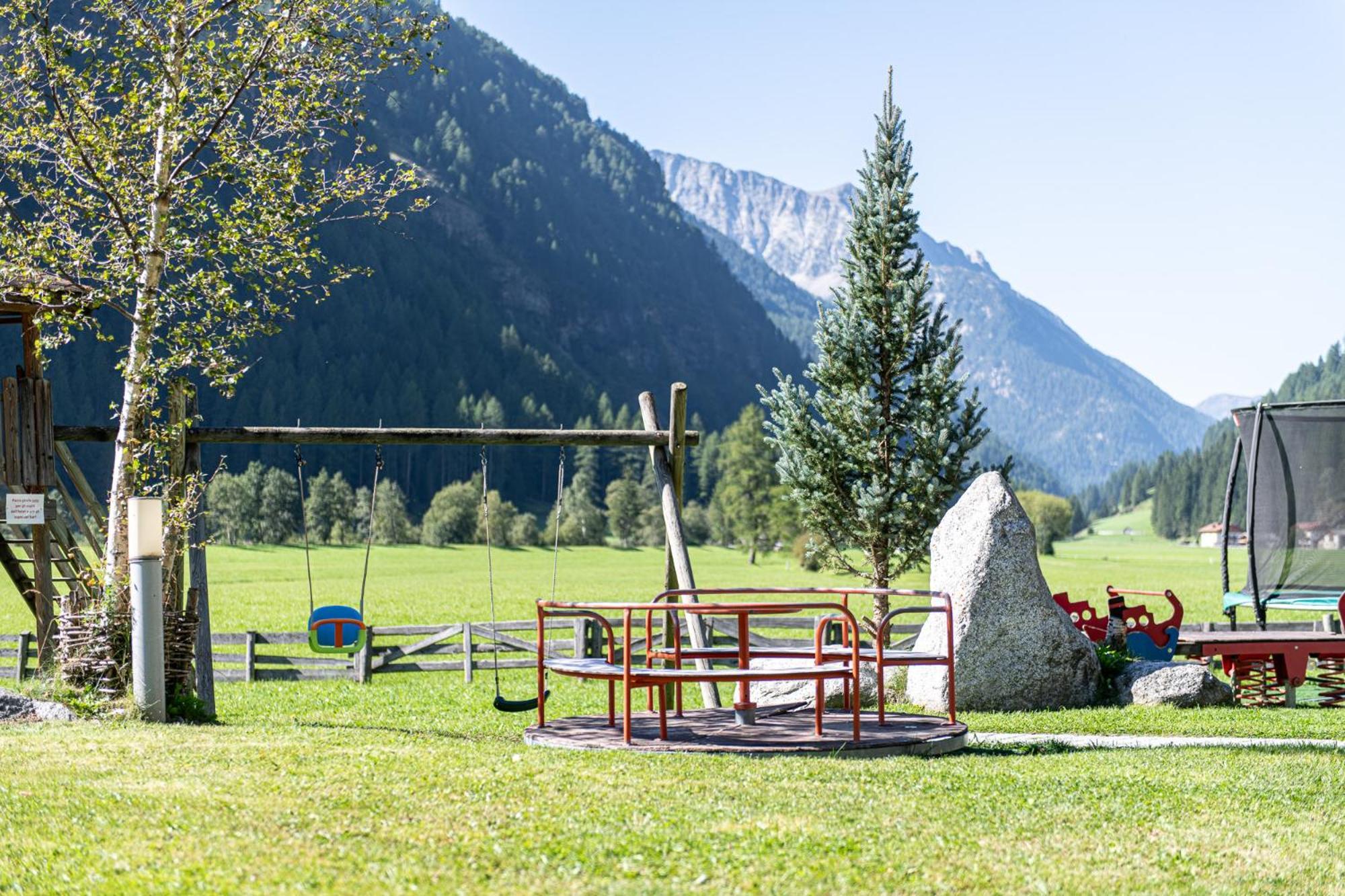 Hotel Bacher Riva di Tures Exteriér fotografie