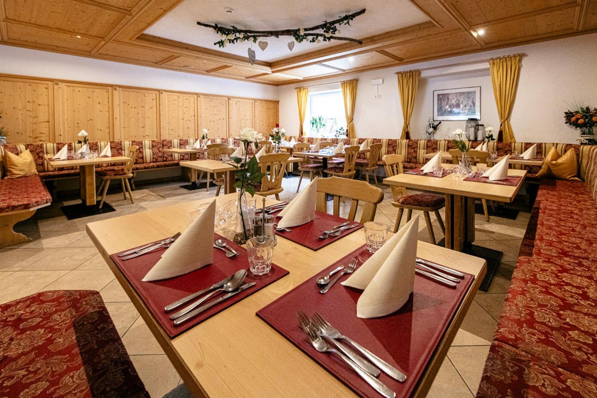 Hotel Bacher Riva di Tures Exteriér fotografie